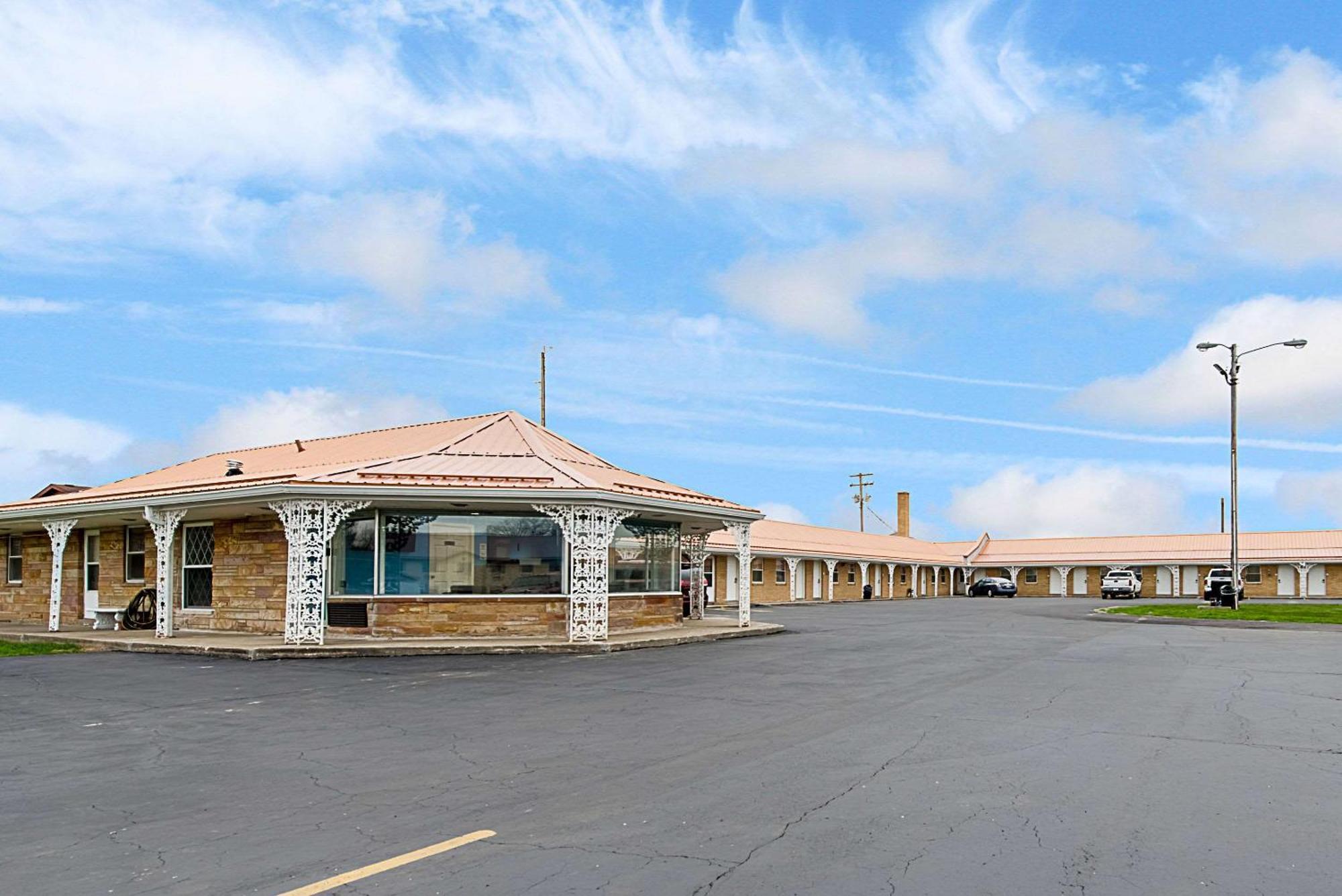 Staying in the Midwest: 12 Free WiFi Hotels Compared