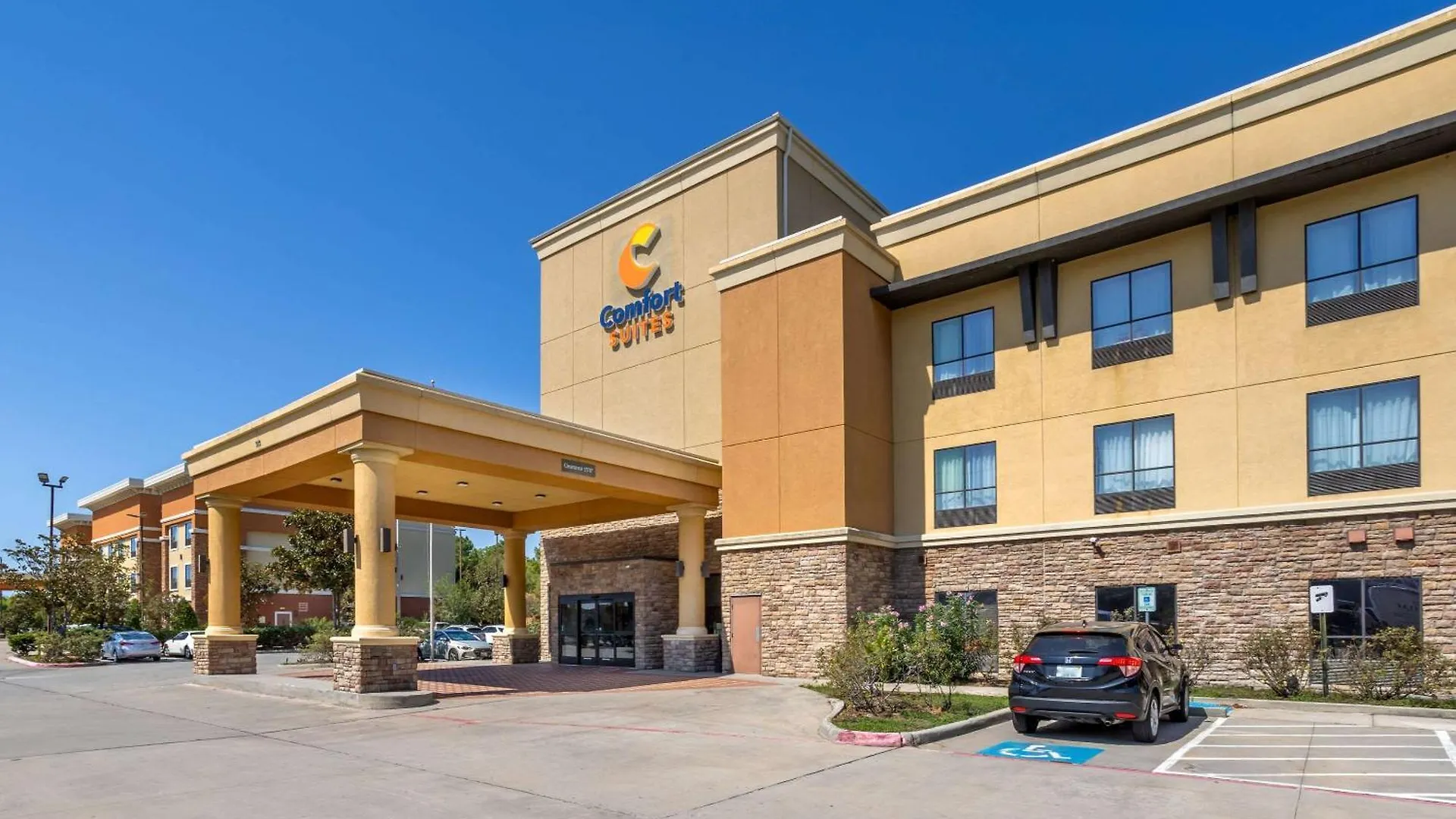 6 Business Hotels Close to Mercer Arboretum Humble TX