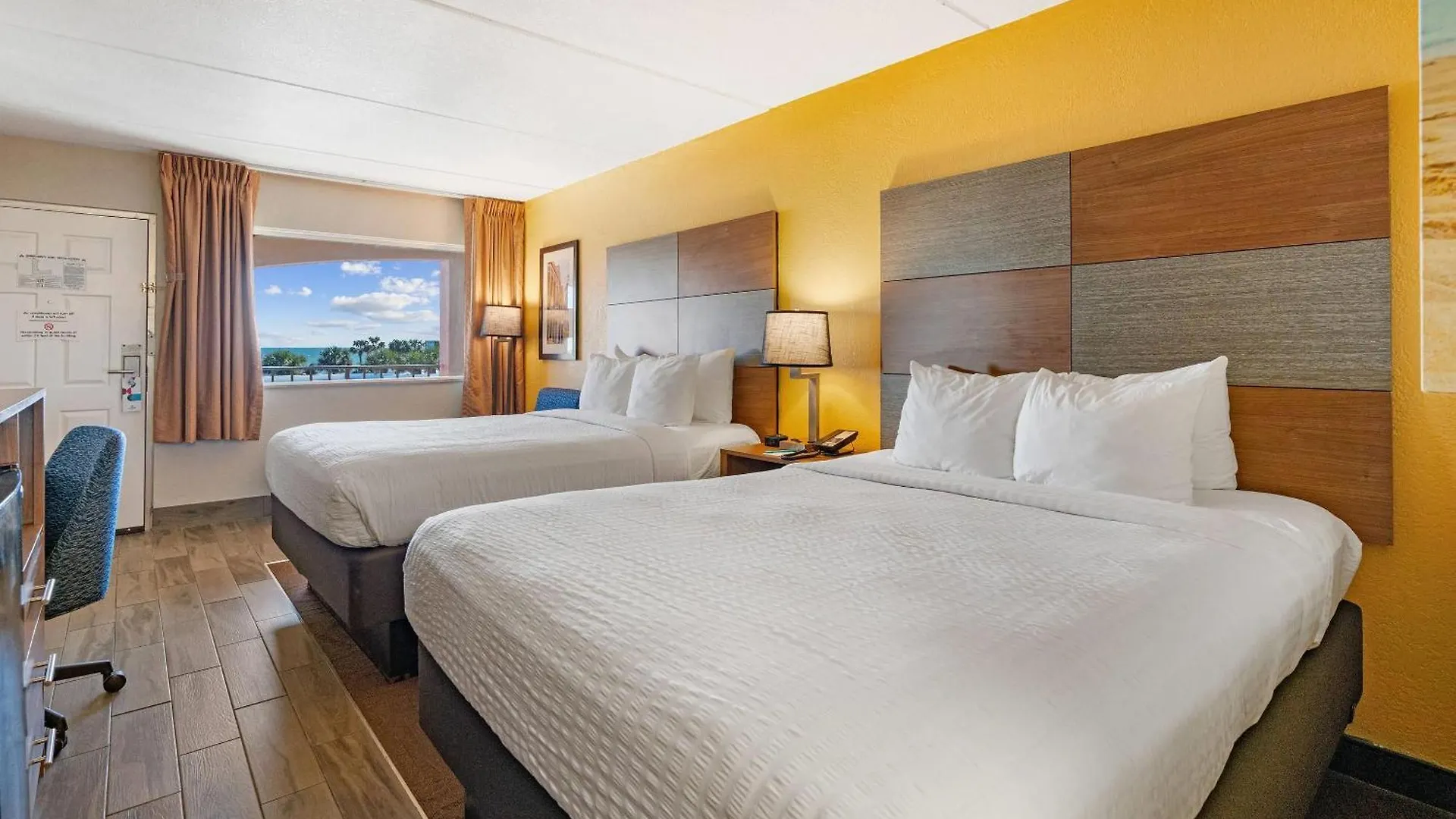 6 Beach Hotels Near Railroad Museum Galveston Worth Booking