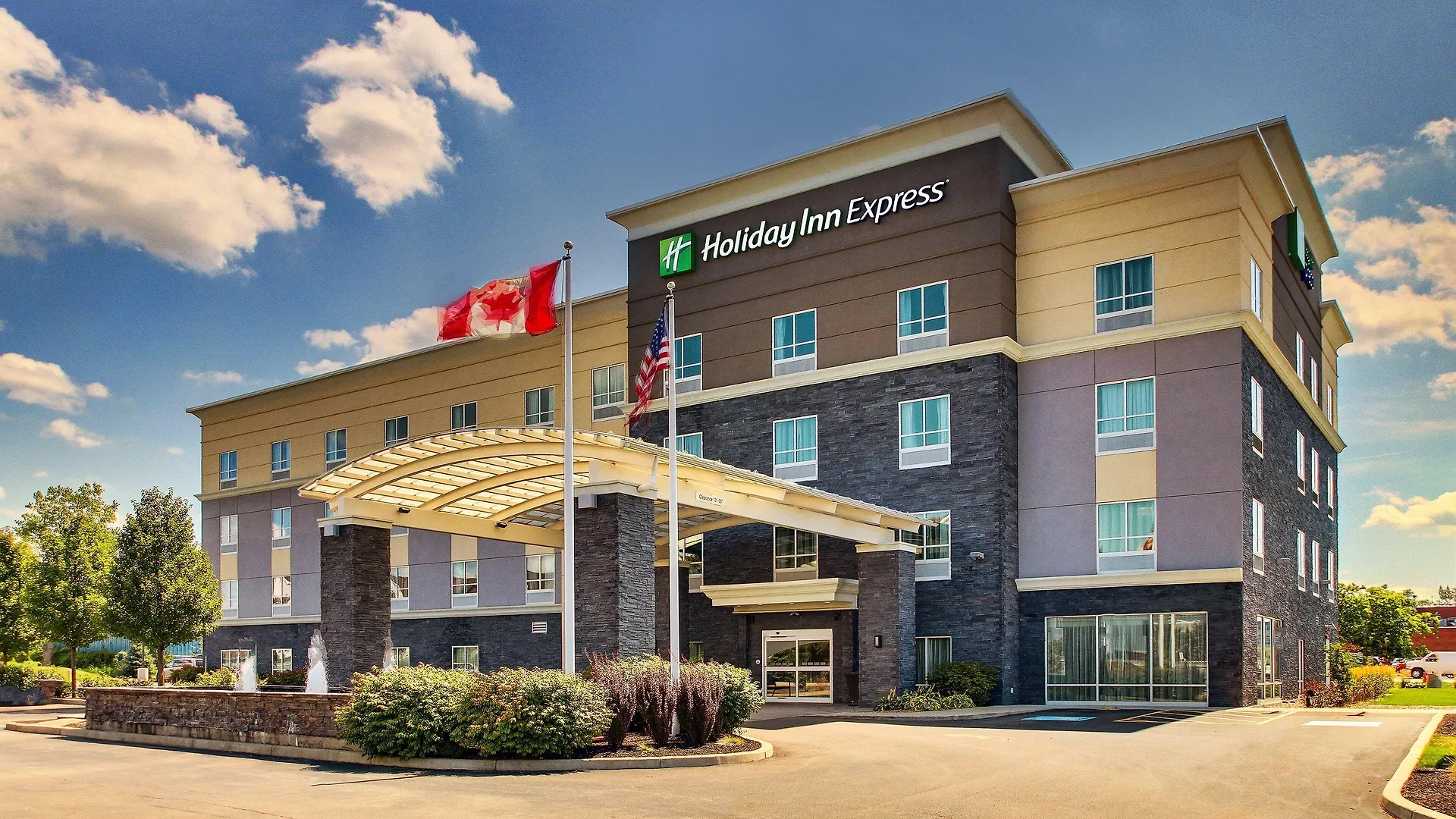 4 Hotels in New York State Guests Rate Highest for Location