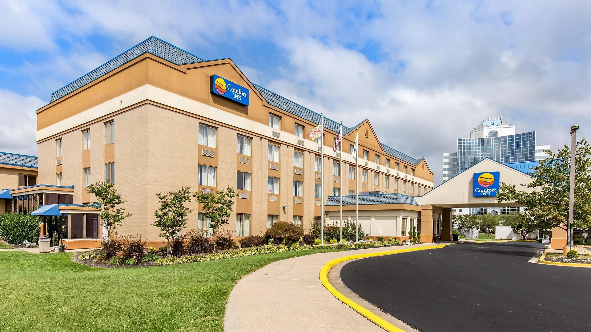 Where to Stay as a Couple: 4 Hotels in Washington D.C. Area