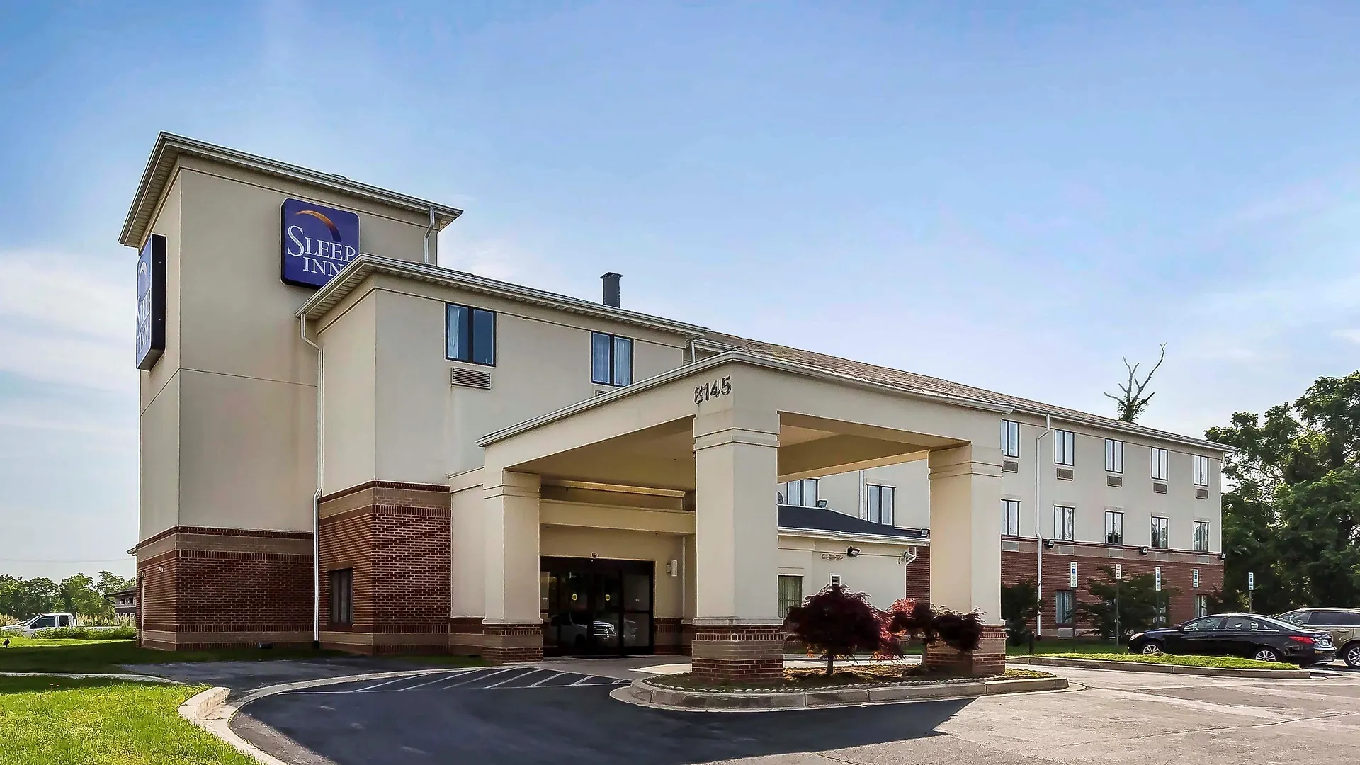 Staying Near Savage Mill Historic District: 6 Business Hotels Compared