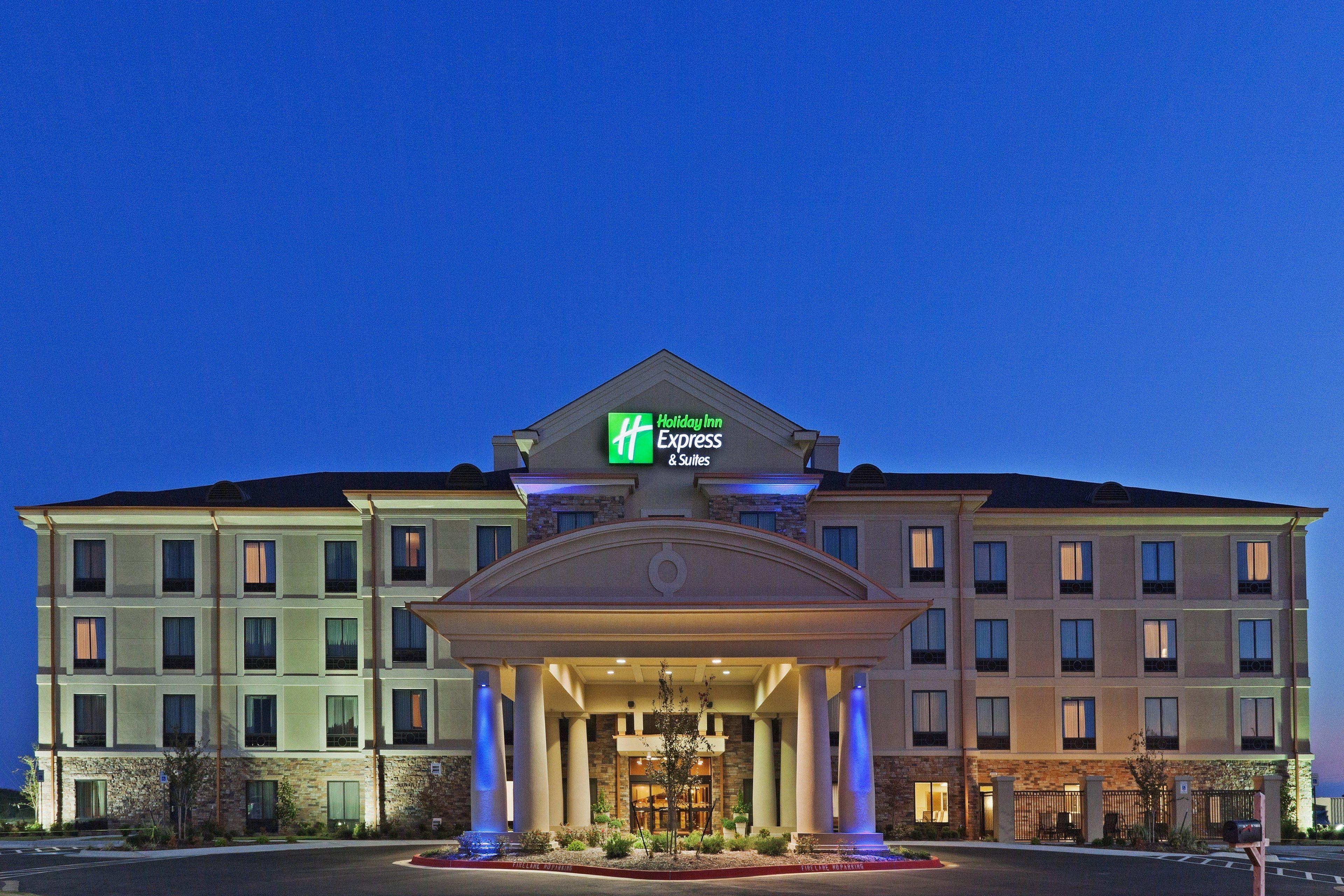 Staying in Oklahoma: 15 Hotels Compared Across the State