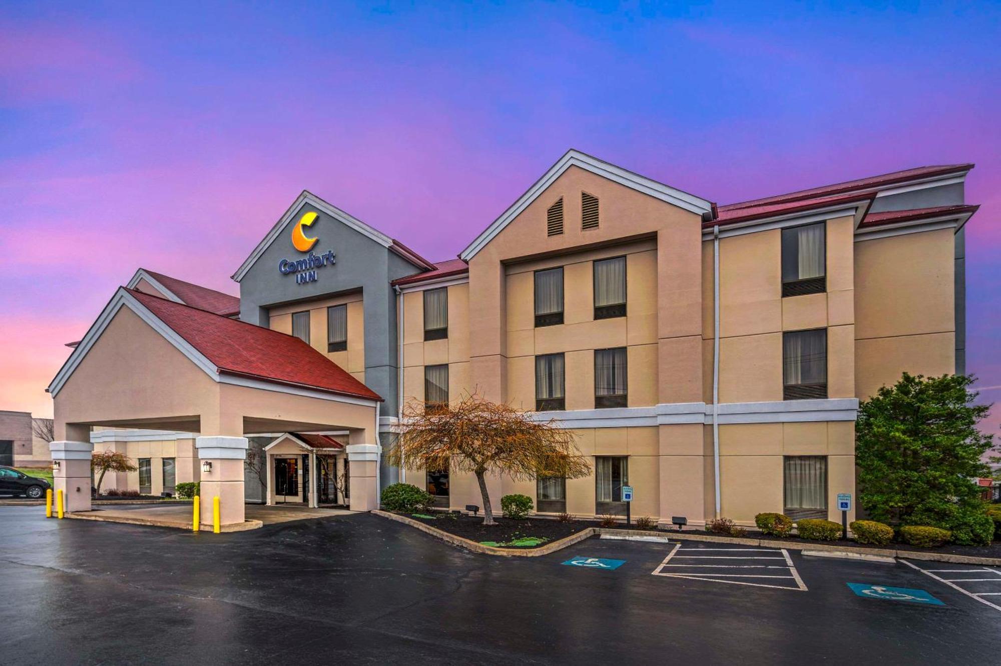 7 Airport Hotels Near Boone County Veterans Memorial Park Worth Booking